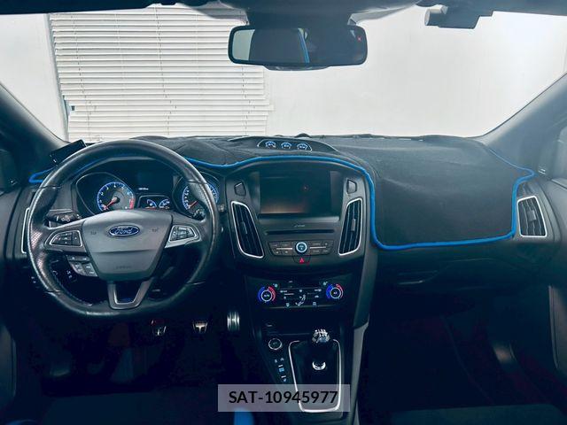 Ford FOCUS 2018-05 7357806-1