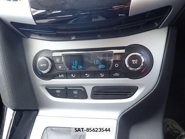 Ford FOCUS 2013-04 7723426-17