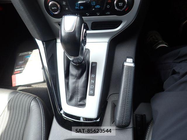 Ford FOCUS 2013-04 7723426-18