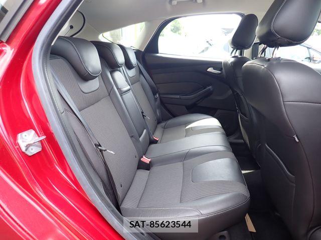 Ford FOCUS 2013-04 7723426-22