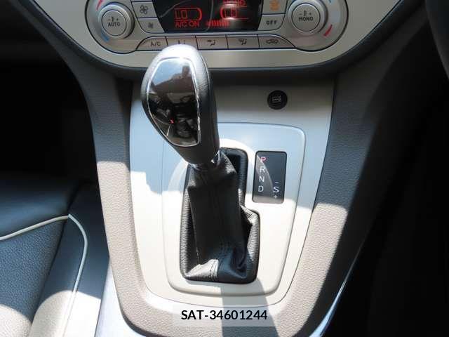 Ford KUGA 2013-07 7218704-14