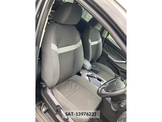 Ford KUGA 2012-02 7327103-14
