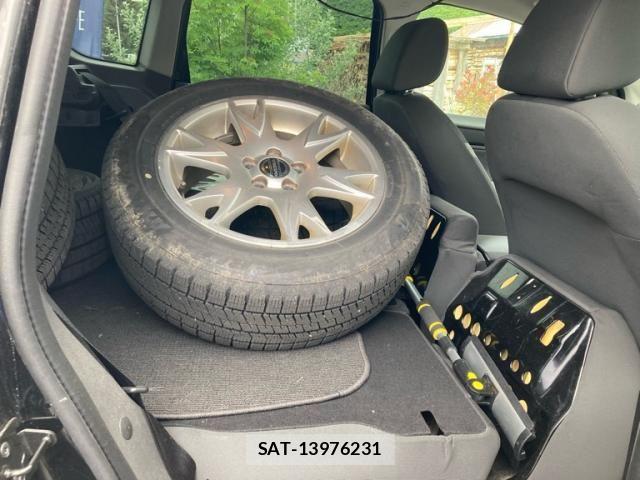 Ford KUGA 2012-02 7327103-15