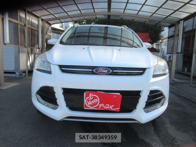 Ford KUGA 2015-12 7357805-10