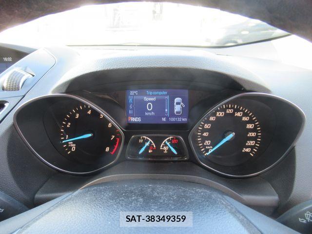 Ford KUGA 2015-12 7357805-17