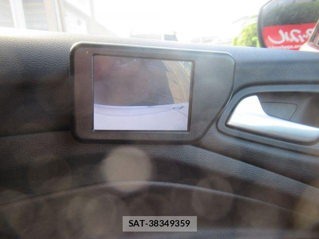 Ford KUGA 2015-12 7357805-19