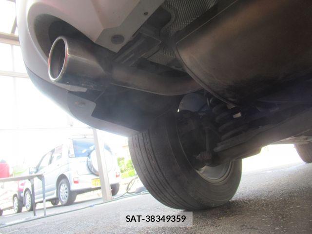 Ford KUGA 2015-12 7357805-28