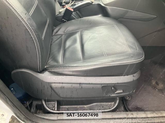 Ford KUGA 2011-06 7616621-16