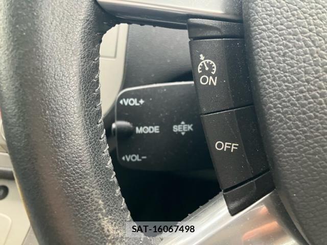 Ford KUGA 2011-06 7616621-20