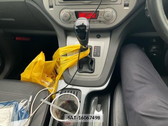 Ford KUGA 2011-06 7616621-22