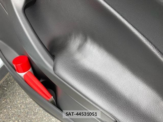 Ford KUGA 2015-07 8145823-18