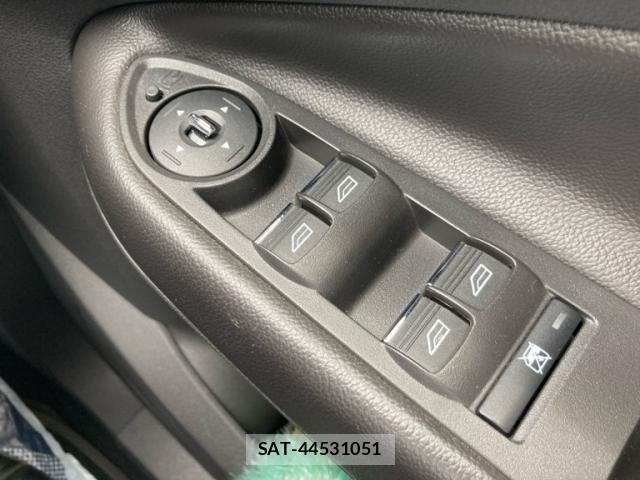 Ford KUGA 2015-07 8145823-22