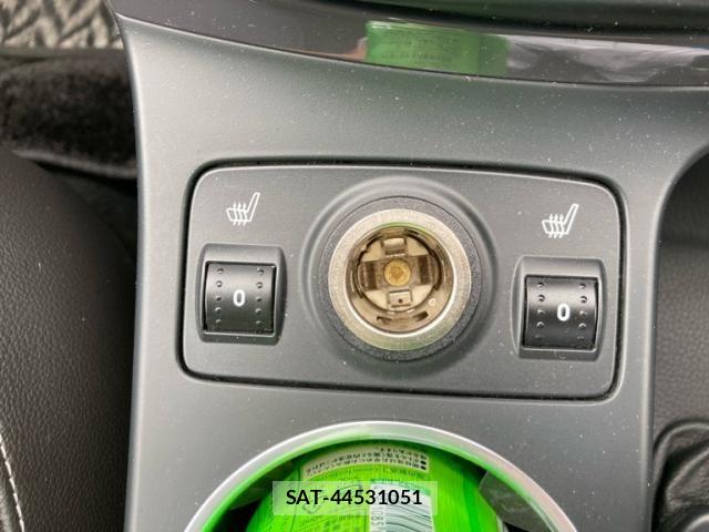 Ford KUGA 2015-07 8145823-26