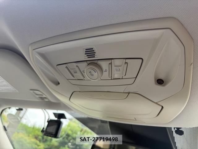 Ford KUGA 2013-09 8207549-19