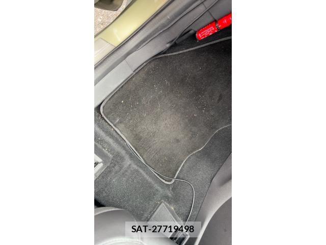 Ford KUGA 2013-09 8207549-25