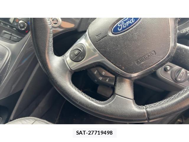 Ford KUGA 2013-09 8207549-26
