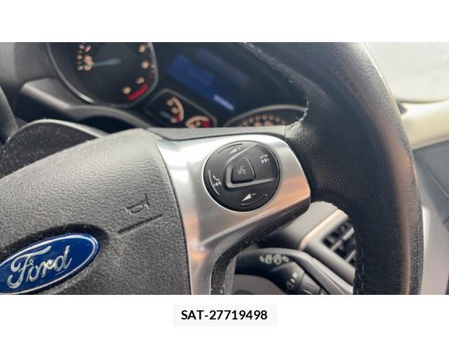 Ford KUGA 2013-09 8207549-27