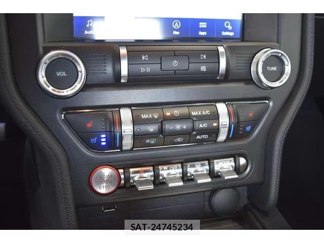 Ford MUSTANG 2023-01 1346842-12