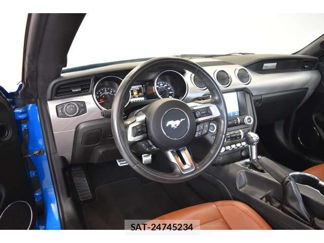Ford MUSTANG 2023-01 1346842-4