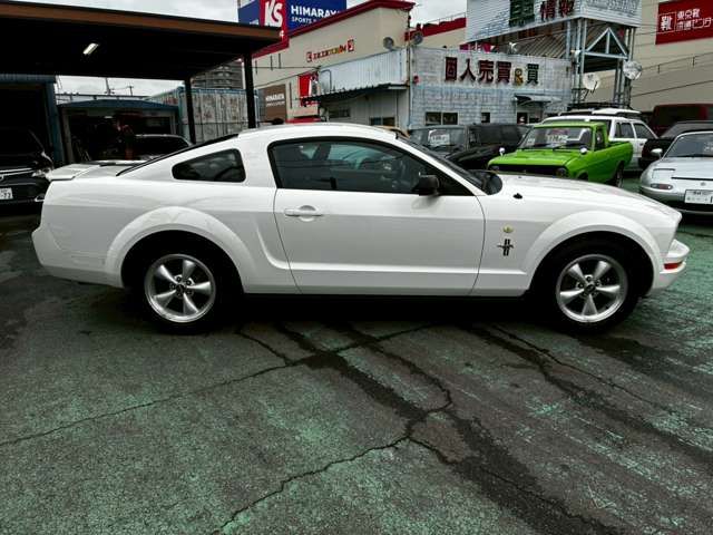 Ford MUSTANG 2008-06 1545245-3