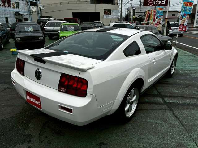 Ford MUSTANG 2008-06 1545245-4