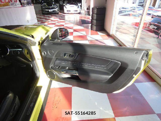 Ford MUSTANG 2023-08 2776922-10