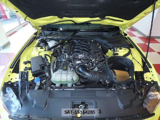 Ford MUSTANG 2023-08 2776922-26