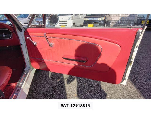 Ford MUSTANG 1999-01 3373523-17
