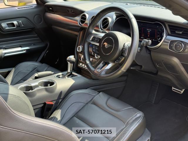 Ford MUSTANG 2023-09 4592335-9