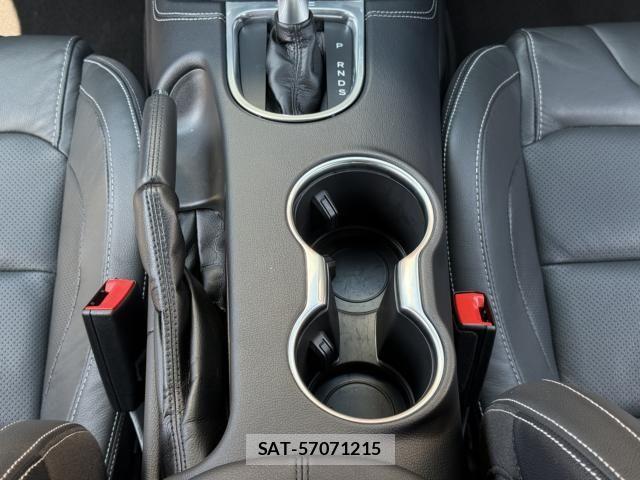 Ford MUSTANG 2023-09 4592335-13