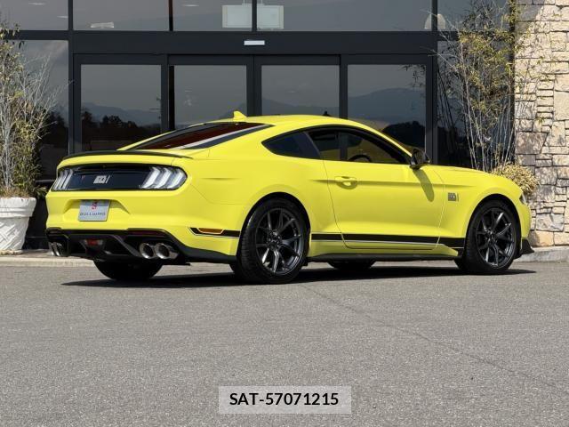 Ford MUSTANG 2023-09 4592335-2