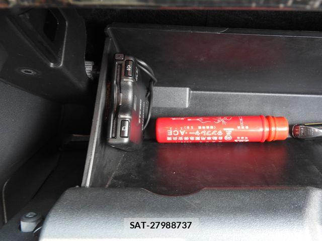 Ford MUSTANG 2020-12 5867816-29