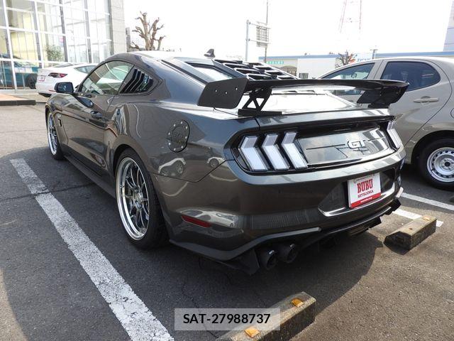 Ford MUSTANG 2020-12 5867816-3