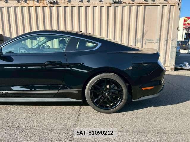 Ford MUSTANG 2017-01 6791037-13