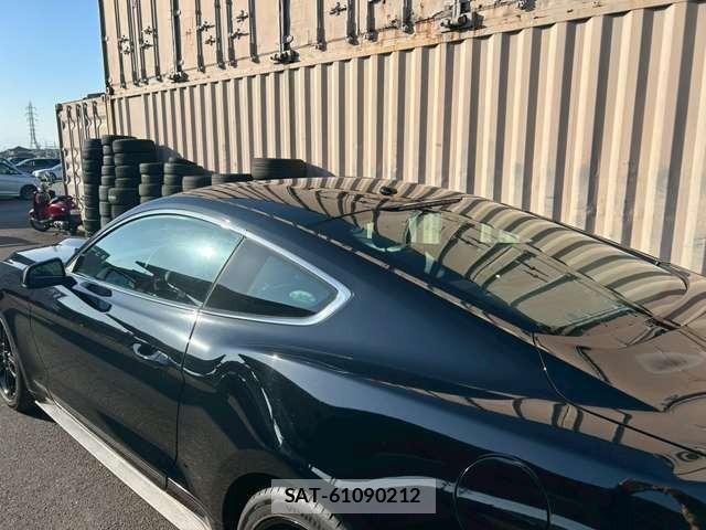 Ford MUSTANG 2017-01 6791037-14