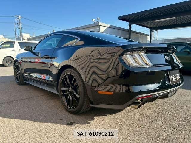Ford MUSTANG 2017-01 6791037-16