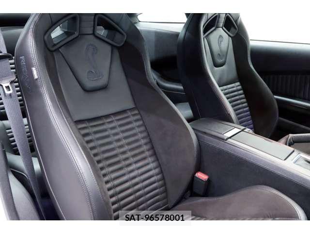Ford MUSTANG 2015-02 7218708-15