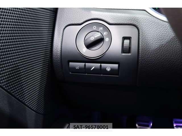 Ford MUSTANG 2015-02 7218708-6
