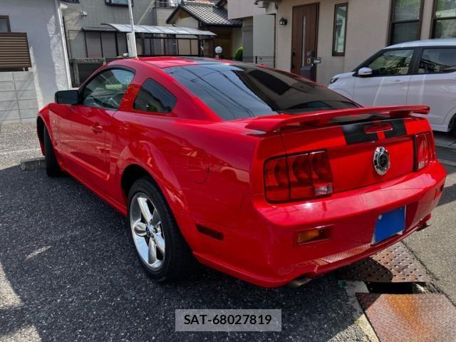 Ford MUSTANG 2007-09 8035619-6