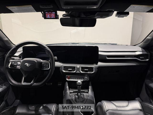 Ford MUSTANG 2024-07 8335867-2