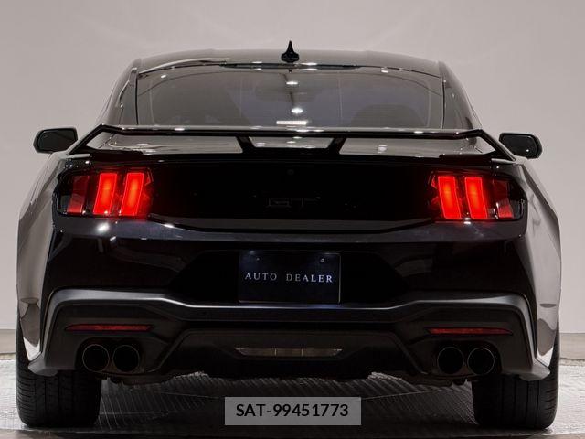 Ford MUSTANG 2024-07 8335867-4