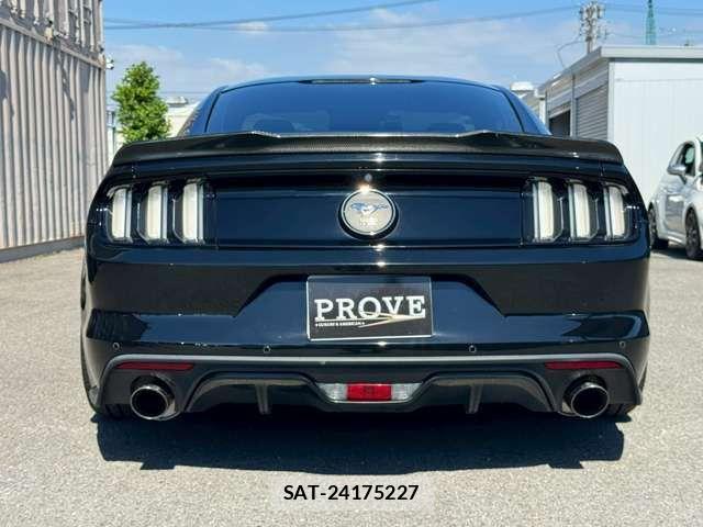 Ford MUSTANG 2015-01 8354511-15