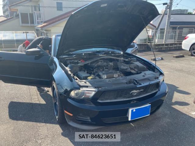 Ford MUSTANG 2013-12 8365979-0