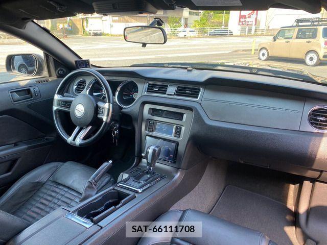 Ford MUSTANG 2012-08 8561944-9