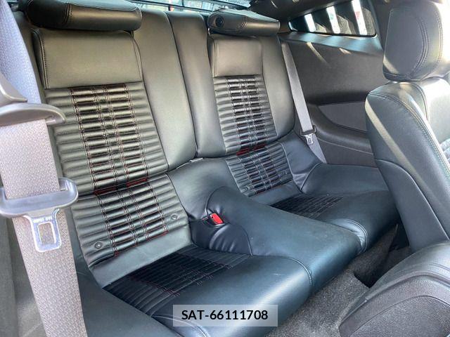 Ford MUSTANG 2012-08 8561944-16