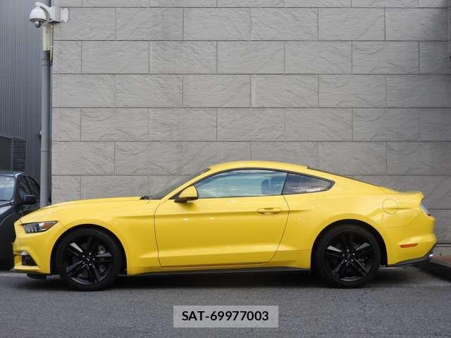 Ford MUSTANG 2015-04 8659151-14