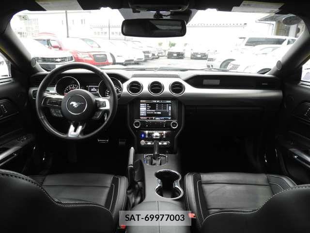 Ford MUSTANG 2015-04 8659151-4