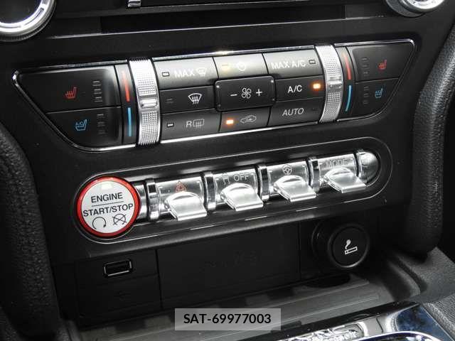 Ford MUSTANG 2015-04 8659151-7