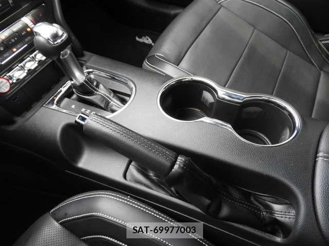 Ford MUSTANG 2015-04 8659151-8
