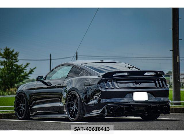 Ford MUSTANG 2020-10 8685573-9